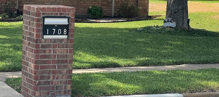 Companies Offering Custom Mailbox Installation and Repair Services in Texas